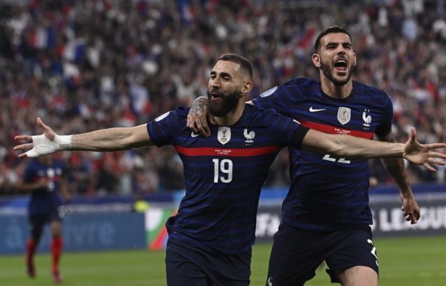 爱游戏官网-德国队绝杀中国队，安赛龙惊艳四座