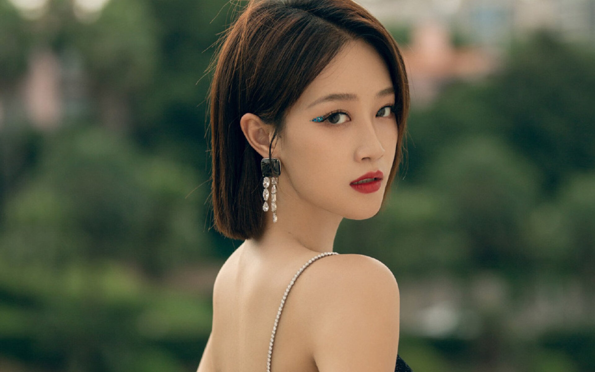 巨人苏醒，当奥地利队横扫德国队，林高远用球拍写下新秩序的序言