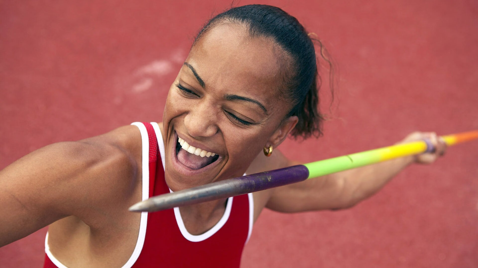 温情的火药味,马丁内利成威尔士与冰岛共有的岩石