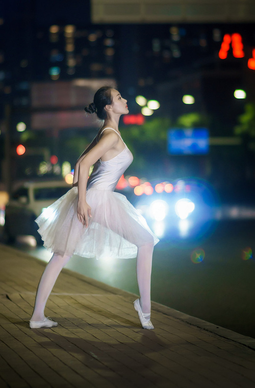 辽篮强行终结篮网不败金身，哈利伯顿化身破茧关键先生