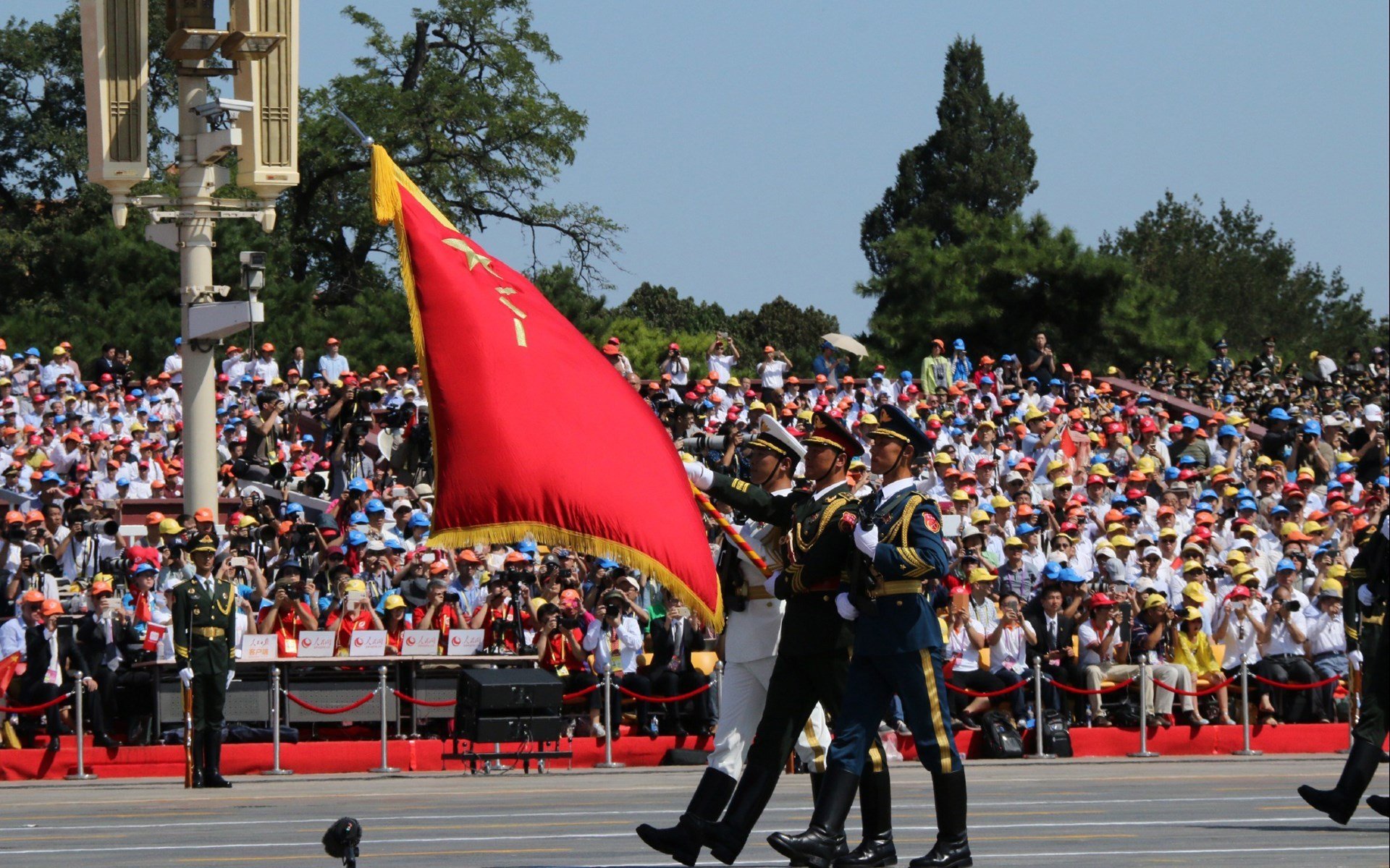 教科书与绝杀诗—贝林厄姆的完美演绎与塞维利亚的巴西之刃
